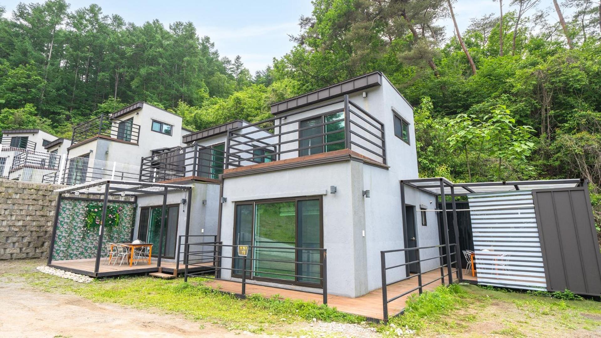 Hongcheon Stone Brown Pension חדר תמונה